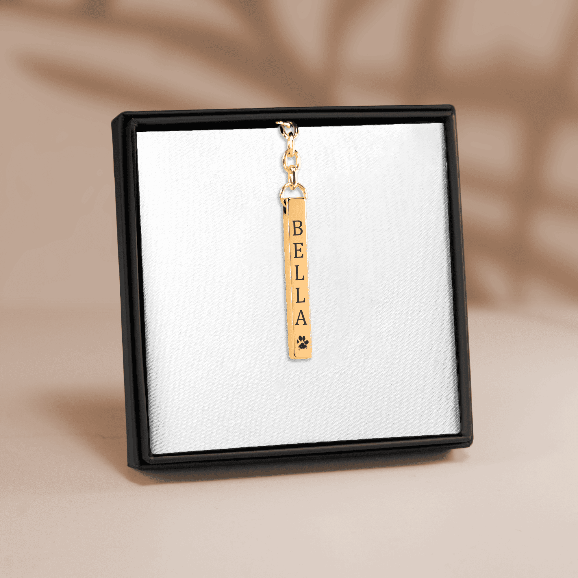 Personalized Pet Name Keychain | Custom Dog & Cat Mom Gift | Engraved Pet Keychain